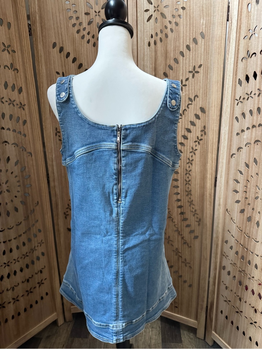 NWT Pilcro Denim Shift Dress in light blue - Picture 3 of 3
